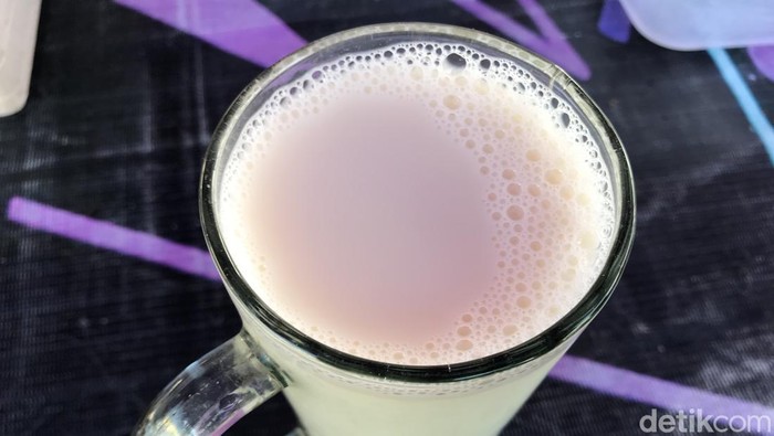 Tew fu sui, susu kedelai khas Bangka.