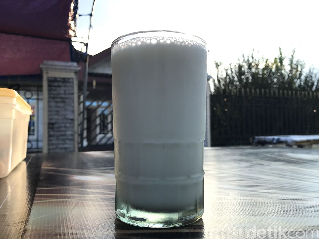 Tew fu sui, susu kedelai khas Bangka.