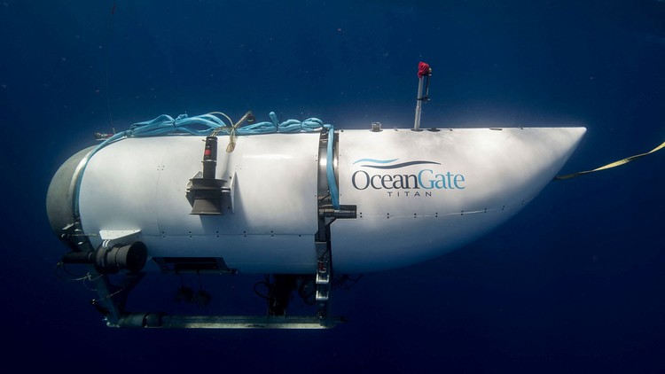 The Titan submersible, operated by OceanGate Expeditions to explore the wreckage of the sunken Titanic off the coast of Newfoundland, dives in an undated photograph. OceanGate Expeditions/Handout via REUTERS  NO RESALES. NO ARCHIVES. THIS IMAGE HAS BEEN SUPPLIED BY A THIRD PARTY.     TPX IMAGES OF THE DAY