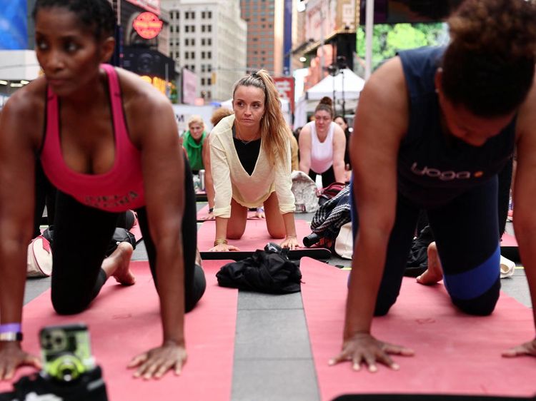Semarak Hari Yoga Sedunia di New York
