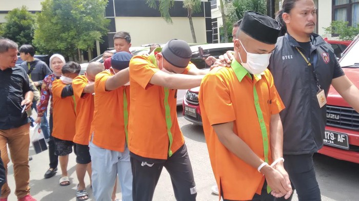 5 muncikari di Gorontalo ditetapkan tersangka.