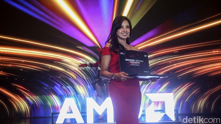 AMD Ryzen™ 7000 Series Processors terbaru diluncurkan ke pasar Indonesia. AMD Ryzen 7000 menghadirkan kekuatan gaming performa tinggi ke platform mobile.