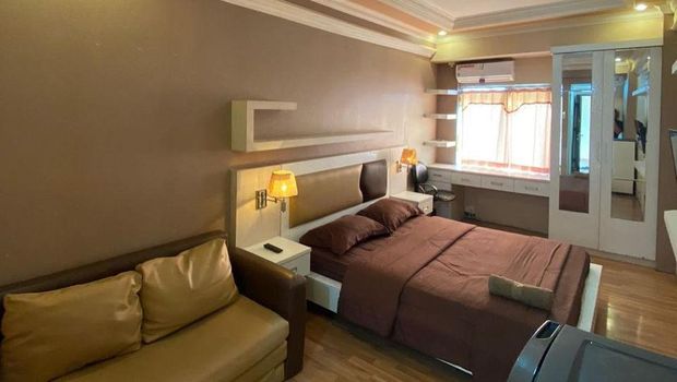Kota Malang merupakan kota pendidikan. Maka tak heran jika persewaan tempat kos hingga apartemen laris manis.