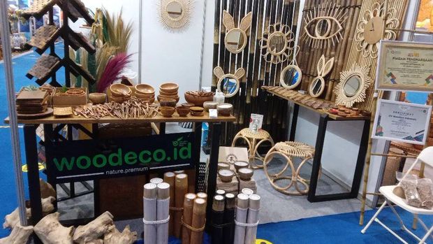 Eks Tukang Parkir Kantongi Rp 600 Juta dari 'Sulap' Limbah Kayu