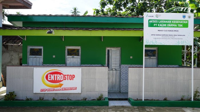 Fasilitas MCK Baru untuk Warga Kampung Paniis Pandeglang