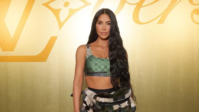 Hasil hitungan ini menentukan proporsi apa yang terlihat paling baik atau paling menarik. Menurut formula Golden Ratio, ini tujuh selebriti wanita dengan proporsi tubuh paling sempurna, seperti dikutip dari Brightside. Foto: Getty Images for Louis Vuitton