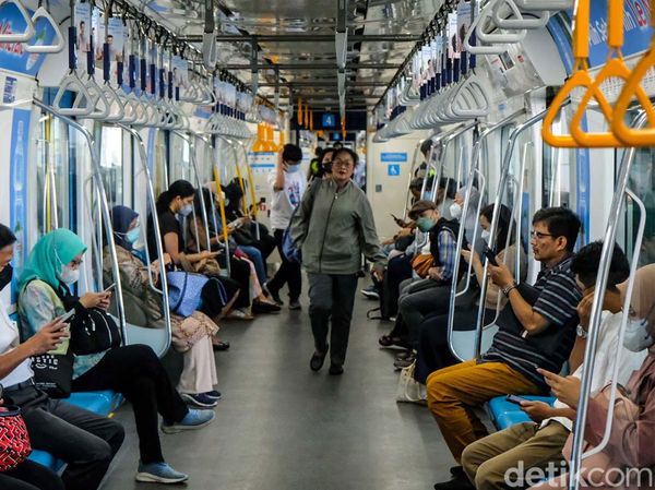 Mantap! Naik MRT Cuma Bayar Rp 1 di HUT DKI Jakarta Hari Ini