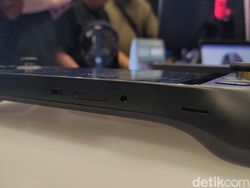 Mencicipi Ayaneo Geek, PC Portable Jempolan Harga Rp 20 Jutaan