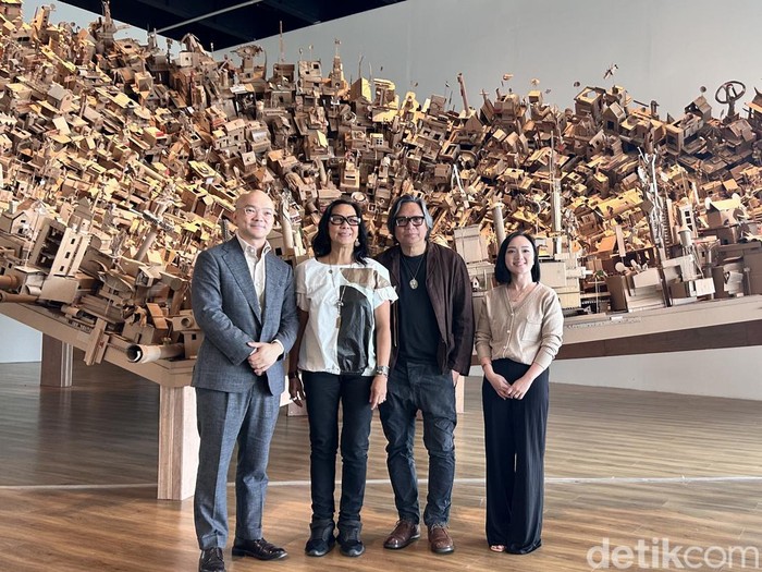 Museum MACAN Persembahkan Pameran Terbesar Seniman Filipina, Isabel dan Alfredo Aquilizan