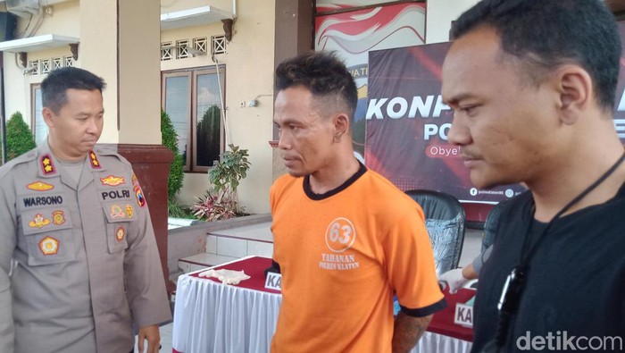 Pelaku pembunuhan wanita disertai mutilasi di Klaten, Turah alias Daud saat di Polres Klaten, Kamis (22/6/2023).