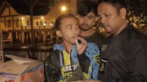 Penyiksa monyet