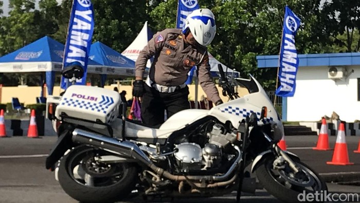 Lomba Safety Driving and Safety Riding Polda Bangka Belitung.