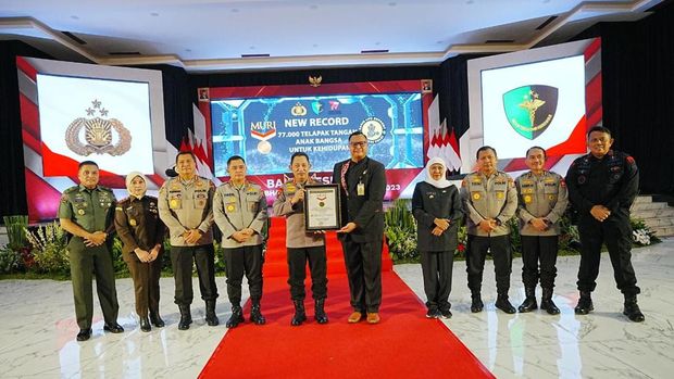Polri menggelar Bakti Kesehatan di Jawa Timur. (Dok. Istimewa)