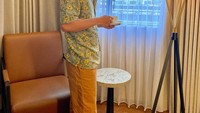 Tak hanya sendiri, saat membuat teppanyaki ala Jepang ia pun dibantu oleh chef. Beginilah keseruannya saat menyajikan makanan tersebut.Foto: Instagram @rendykjaernett1