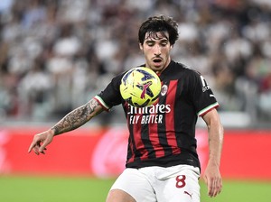 Ambrosini: Rekrutan Anyar Milan Bisa Tutupi Kepergian Tonali, tapi...