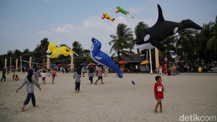 Semarak Festival Layang-layang di Ancol Semarak Festival Layang-layang di Ancol