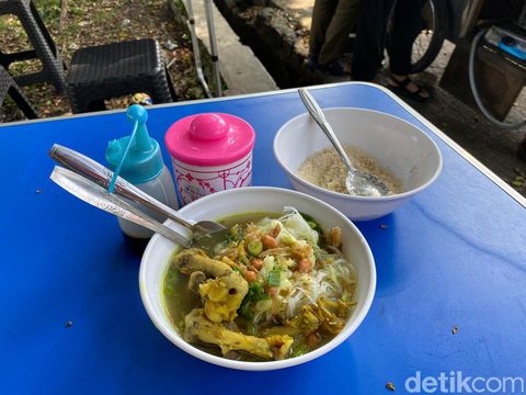 Soto dengkul buatan mahasiswa UPI