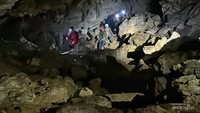 Chamber gak nyangka di dalam gua Cikarae ada ruang seluas ini