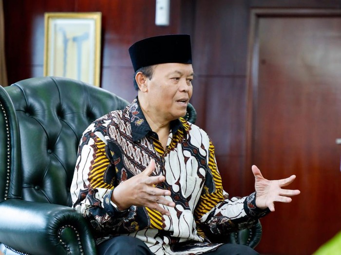 Wakil Ketua MPR RI Hidayat Nur Wahid (HNW)