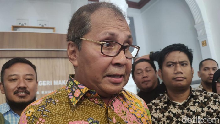 Walkot Makassar Danny Pomanto usai bersaksi di sidang korupsi Rp 20 M PDAM Makassar di PN Makassar. detikSulsel/Rasmilawanti Rustam