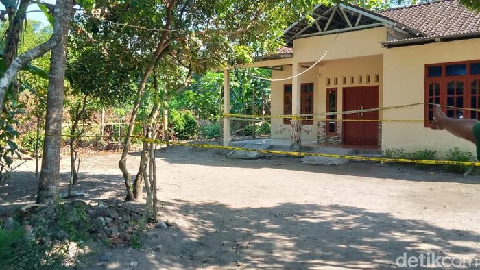 Wanita di Manisrenggo, Klaten, ditemukan tewas kepala terpenggal, Kamis (22/6/2023). Wanita di Manisrenggo, Klaten, ditemukan tewas kepala terpenggal, Kamis (22/6/2023).