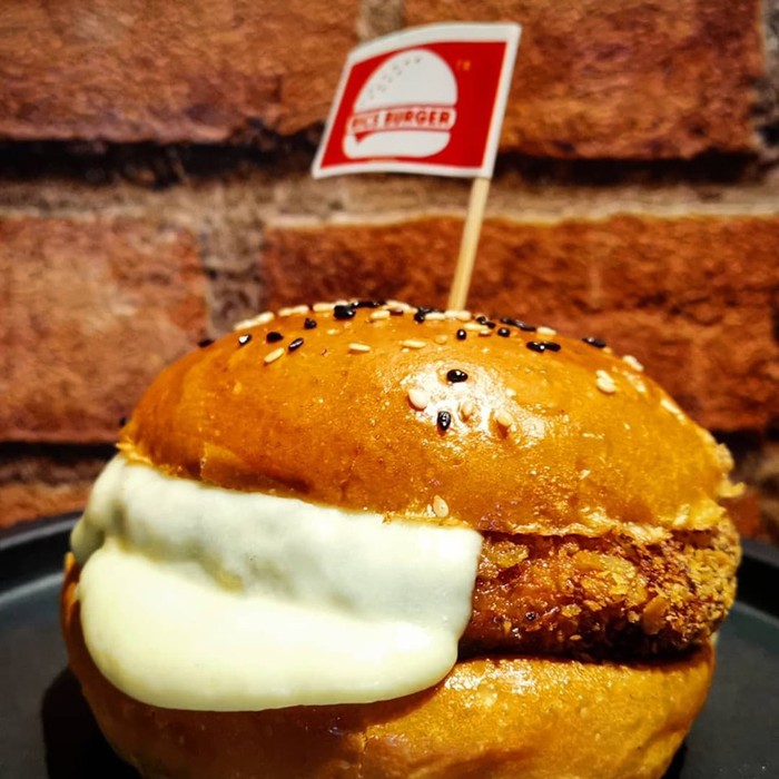 10 'Penistaan' Durian, Jadi Isian Burger hingga Topping Mie Rebus 10 'Penistaan' Durian, Jadi Isian Burger hingga Topping Mie Rebus