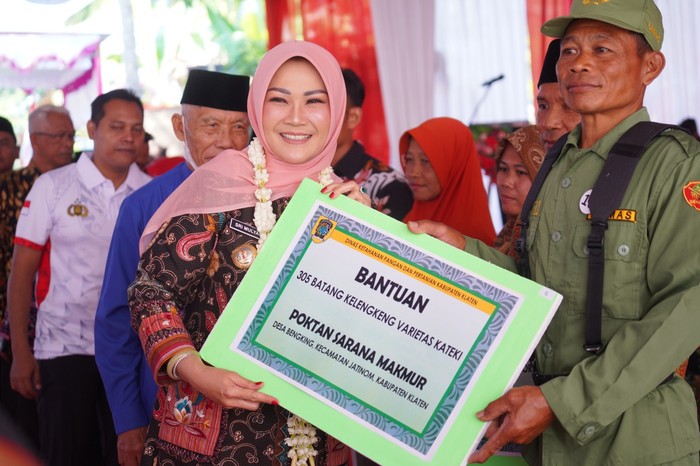 Bupati Klaten Beri Bantuan