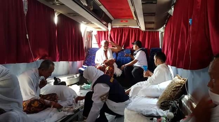 Bus Safari Wukuf di Arafah untuk jemaah haji yang sakit