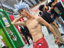 Aksi Keren Cosplay Warnai Indonesia Comic Con Asia Pop 2023
