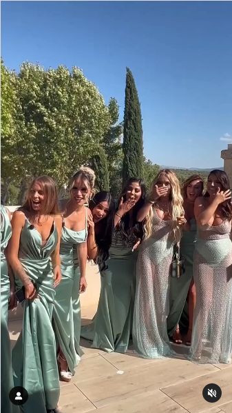 Gaun Pengantin dan Bridesmaid Viral