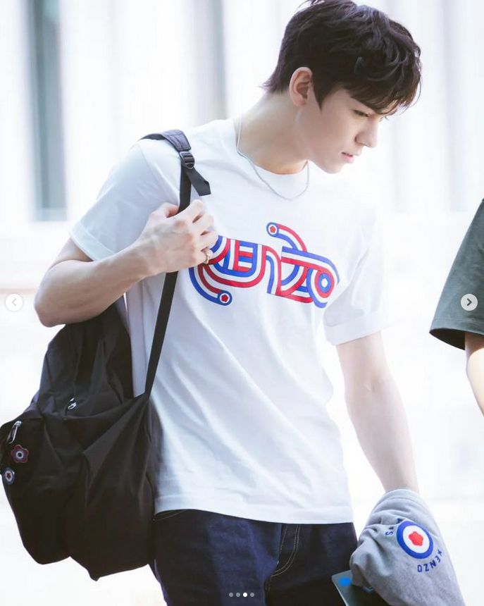 Gaya Vernon SEVENTEEN Jadi Global Ambassador Pertama Kenzo Gaya Vernon SEVENTEEN Jadi Global Ambassador Pertama Kenzo