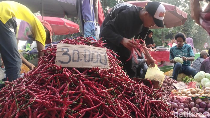 Pedagang cabai di Pasar 26 Ilir Palembang.