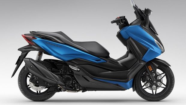 Honda Forza 250 versi 2023