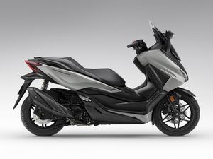 Simulasi Cicilan Motor Matic Termahal Honda, Tiap Bulan Bayar Segini