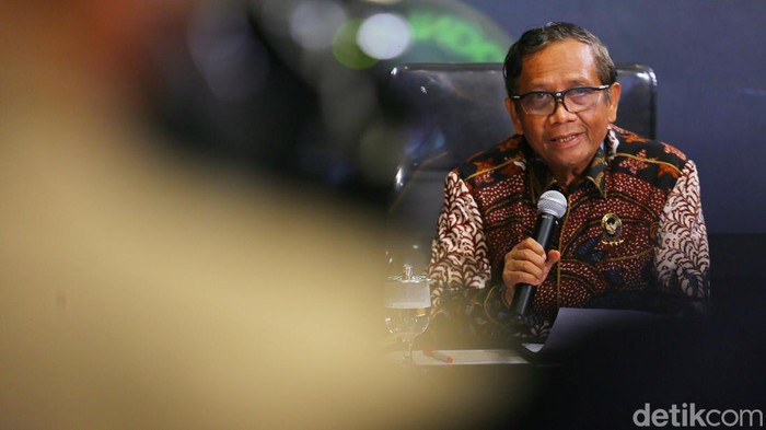 Pemerintah akan memulai pemulihan hak para korban pelanggaran HAM berat masa lalu. Kick off pemulihan hak korban akan dilakukan di Aceh.