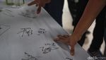 Lagi, Pendukung AHY Gelar Aksi Cap Jempol Darah Lawan Moeldoko
