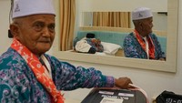 Kemenag pada pelaksanaan ibadah haji tahun ini mengangkat tema Haji Ramah Lansia. Alasannya, pada musim haji tahun 2023 ada sebanyak 67 ribu anggota jamaah atau sekitar 30 persen dari kuota jamaah haji Indonesia berusia lanjut.