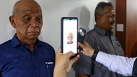 Kementerian Agama pun mencanangkan kebijakan Haji Ramah Lansia dengan membentuk tim khusus sehingga pelayanan untuk jamaah lansia bisa optimal.