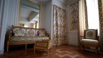 Melihat Kamar Pribadi Ratu Terakhir Prancis di Istana Versailles