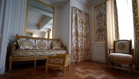 Pemulihan dekorasi dan furnitur berlangsung lama dan teliti serta membutuhkan penelitian panjang oleh tim konservasi Chateau de Versailles. Kamar pribadi Marie - Antoinette akan dibuka untuk umum mulai 27 Juni.