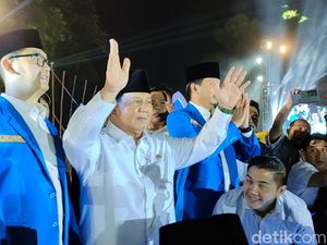 Ditemani Gibran, Prabowo Hadiri Harlah PMII di Solo