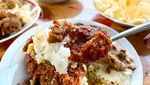 Nasi Uduk Betawi ala Bang Dihul Kejaksaan yang Paling Ramai di Ciledug