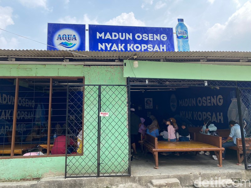 Oseng-oseng Bang Madun: Pecak Gurame dan Jengkol Balado 'Nyak Kopsah' yang Viral