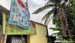 Aksi Nyak Kopsah Sapa Pengunjung hingga Racik Menu Betawi Mantul