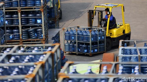 Pangsa pasar air minum dalam kemasan (AMDK) produk dalam negeri mengalami peningkatan dalam periode satu tahun terakhir. Hal itu berdasarkan data Asparminas