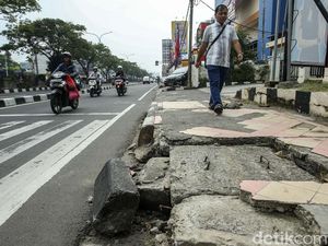 Belasan Miliar Dikucurkan Pemkot Depok untuk Trotoar Margonda
