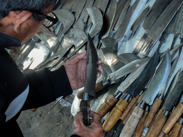 Jelang Idul Adha, Penjualan Pisau Tradisional Meningkat 200 Persen