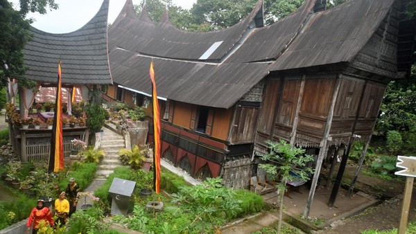 Kampuang Minang Nagari Sumpu Tanah Datar Punya 70 Rumah Gadang
