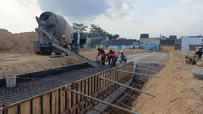 Progres pembangunan Tol Jogja-Bawen di Kabupaten Sleman.