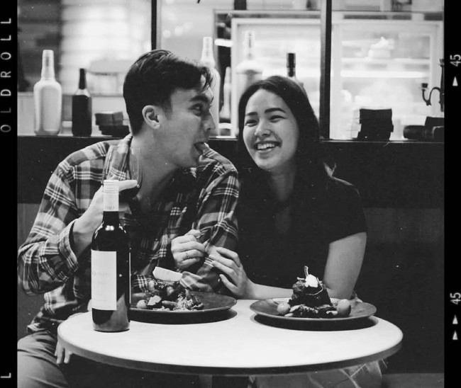 Tak jarang pula Rendy Kjaernett membagikan foto bersama sang istri di Instagram dengan caption yang romantis. Foto: Instagram